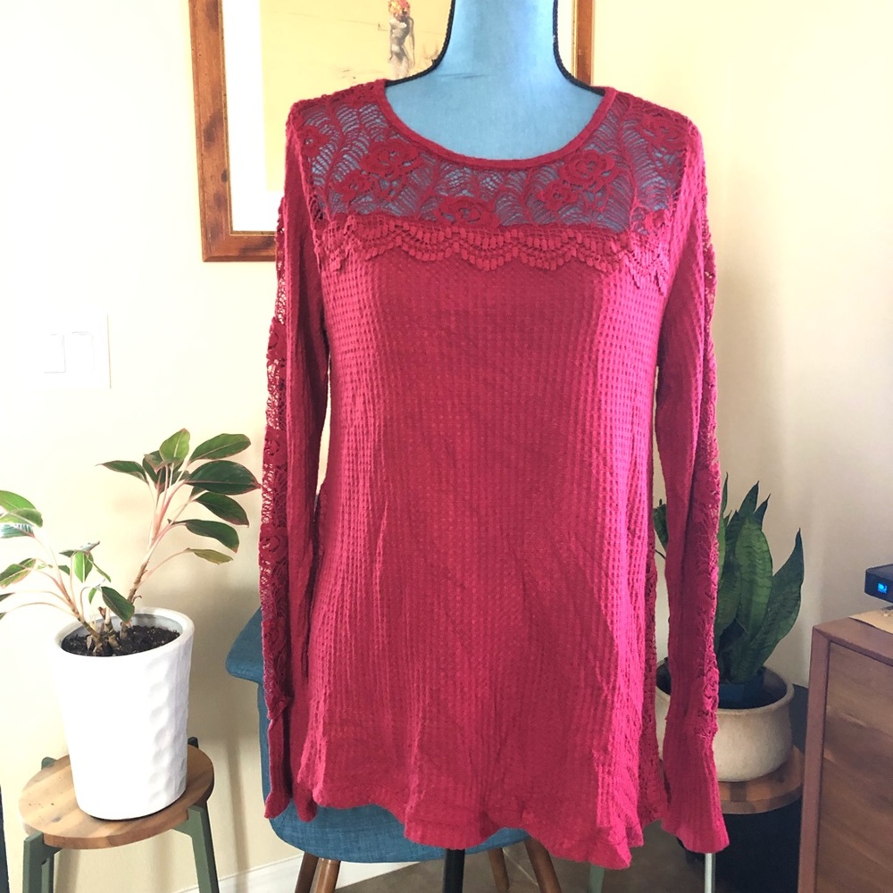 Knox Rose Lace Waffle Knit Crochet Shirt M NWT Red
